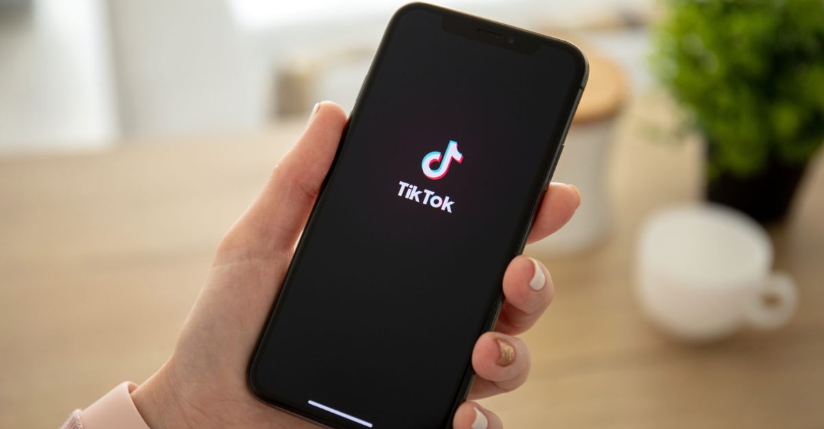 Đăng lại video của người khác