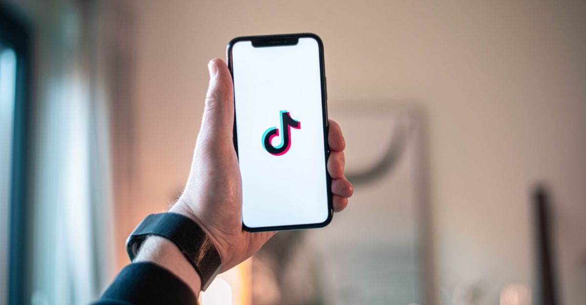 Tải video Tiktok trên Iphone