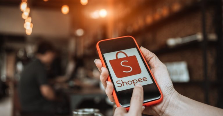 Thời gian giao hàng của Shopee là bao lâu? Xử lý đơn chậm?