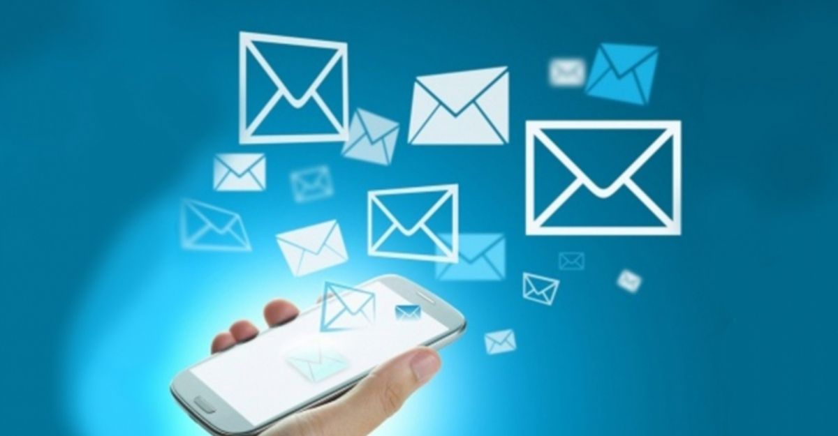 Lưu lượng Email