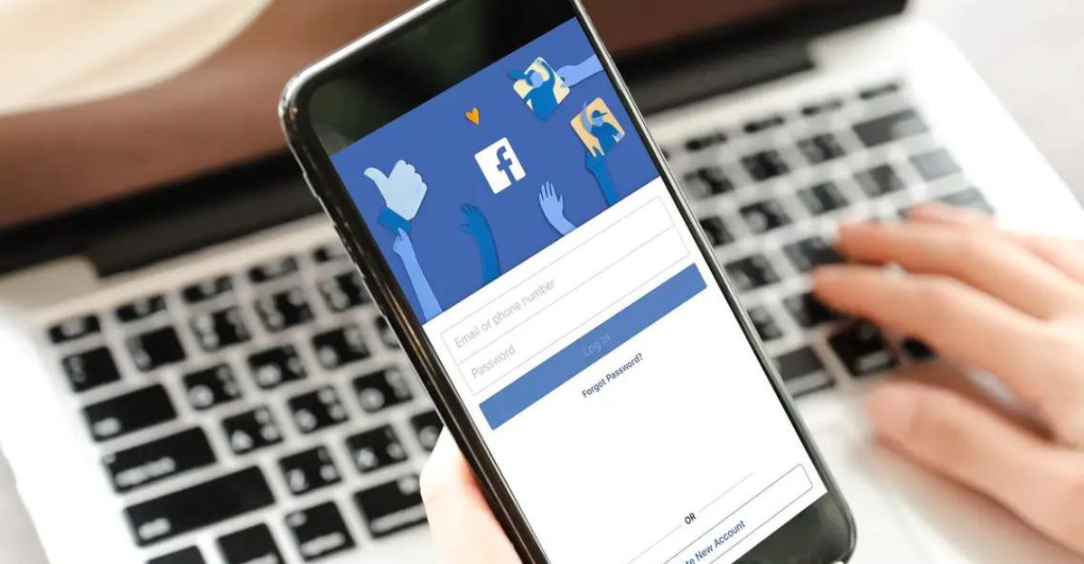 Share trong Facebook là gì