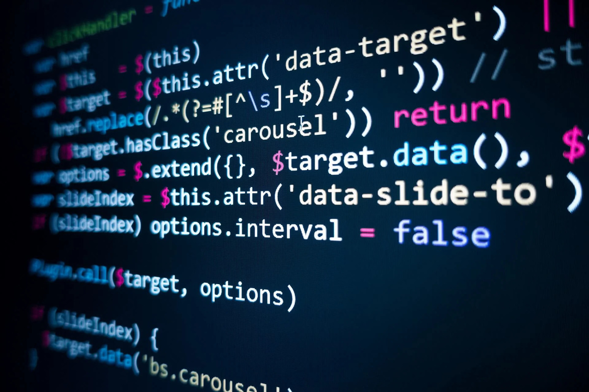 Source Code Website là gì