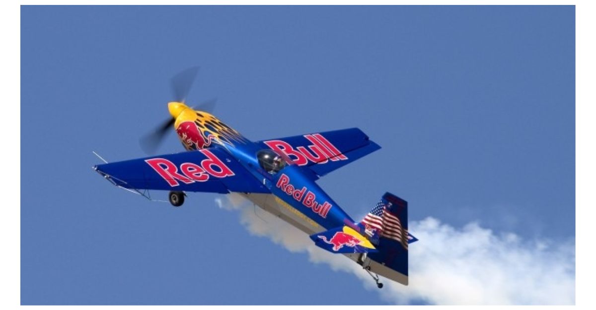Cảm hứng từ Red Bull - nghệ thuật marketing online