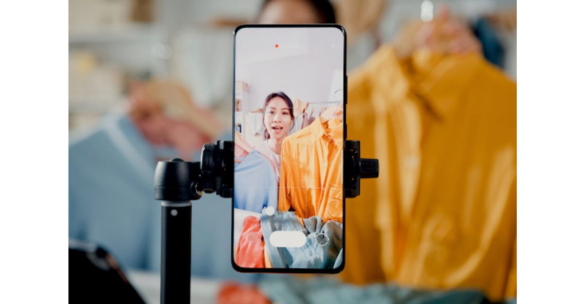 Mẫu kịch bản livestream bán hàng facebook thu hút và hiệu quả