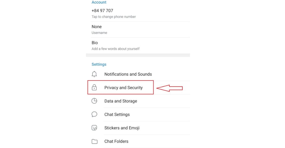 Cách chặn người lạ thêm mình vào nhóm Telegram trên iPhone