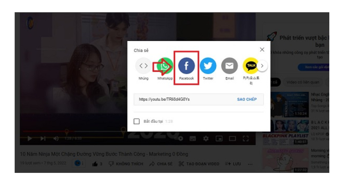 Chia sẻ video từ Youtube lên Facebook bằng nút share trên Youtube