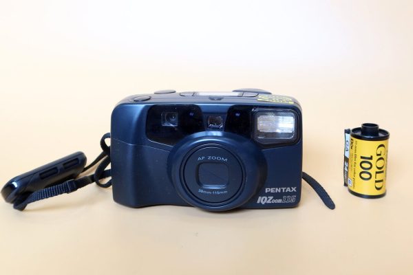 có nên mua máy ảnh trên lazada